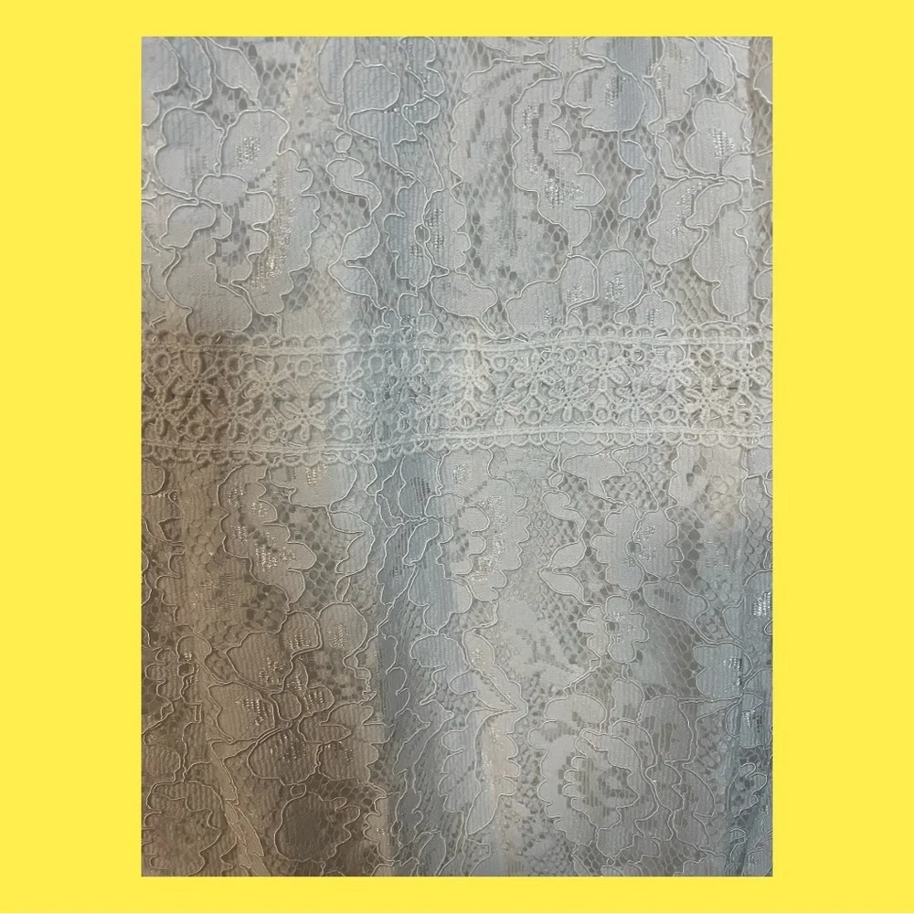 A Nanette Lapore white lace dress in a size 12 - Picture 3 of 7